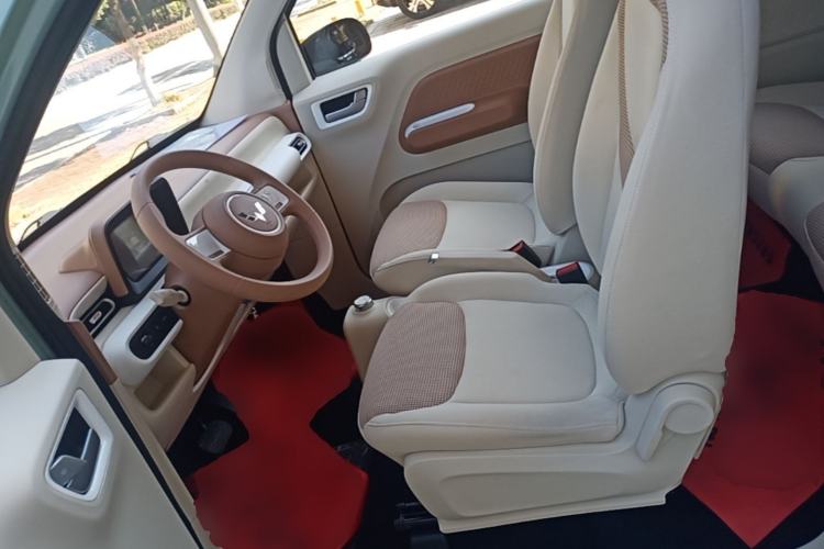 Used Wuling Hongguang MINIEV 2024 3rd Generation 215km Youth Edition Left Front Seat