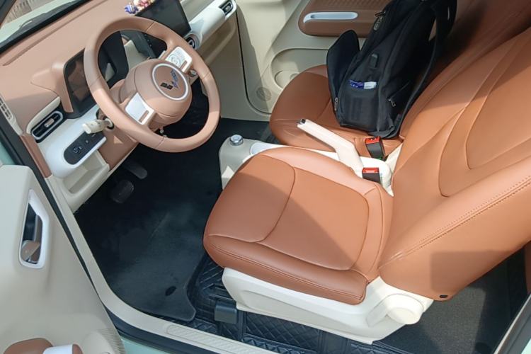 Used Wuling Hongguang MINIEV 2024 3rd Generation 215km Youth Edition Left Front Seat