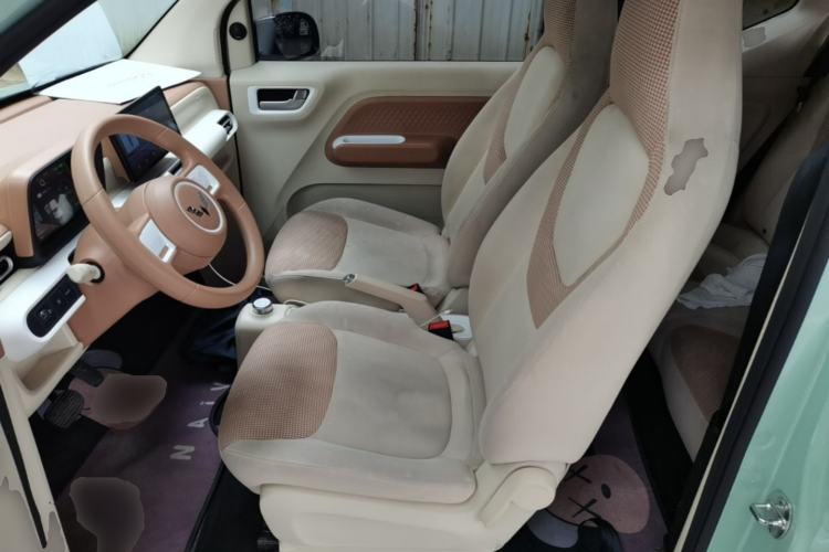 Used Wuling Hongguang MINIEV 2024 3rd Generation 215km Youth Edition Left Front Seat
