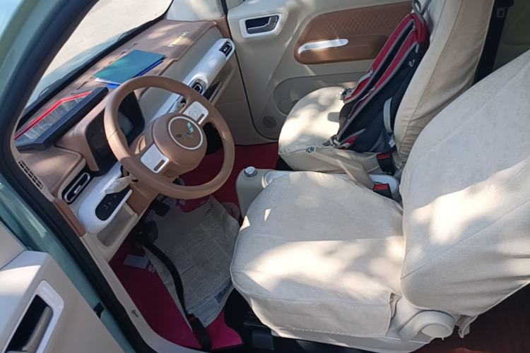 Used Wuling Hongguang MINIEV 2024 3rd Generation 215km Youth Edition Left Front Seat