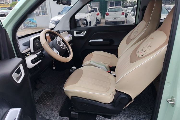 Used Wuling Hongguang MINIEV 2024 3rd Generation 215km Youth Edition Left Front Seat