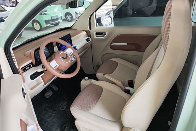 Used Wuling Hongguang MINIEV 2024 3rd Generation 215km Youth Edition Left Front Seat