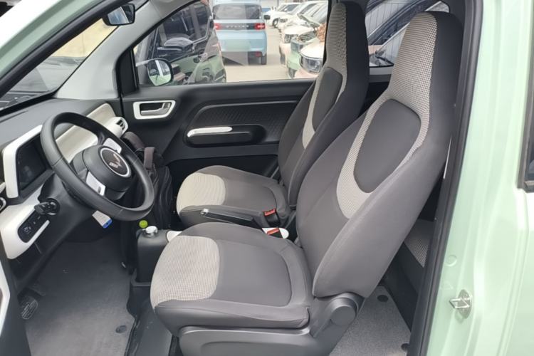 Used Wuling Hongguang MINIEV 2024 3rd Generation 215km Youth Edition Left Front Seat