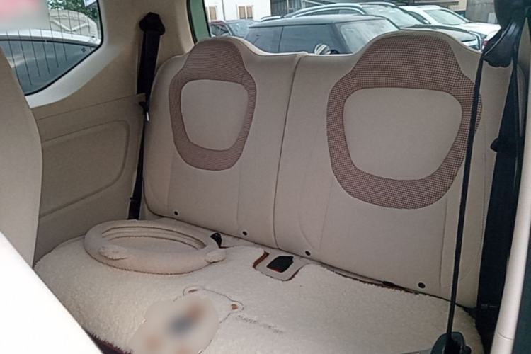 Used Wuling Hongguang MINIEV 2024 3rd Generation 215km Youth Edition Left Rear Seat