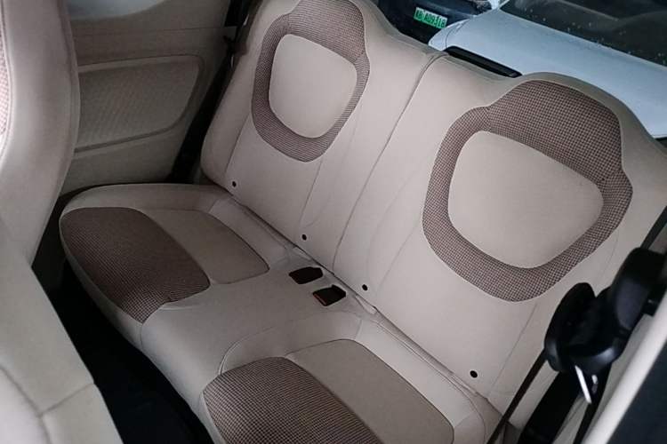 Used Wuling Hongguang MINIEV 2024 3rd Generation 170 km Left Rear Seat