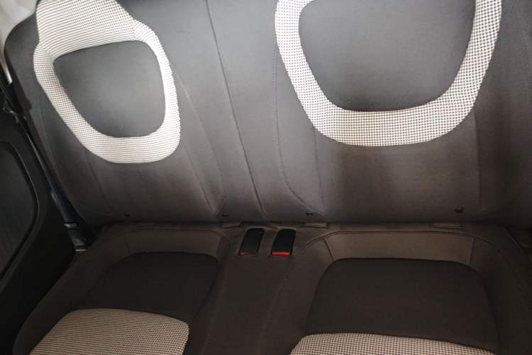 Used Wuling Hongguang MINIEV 2024 3rd Generation 215km Advanced Version Left Rear Seat