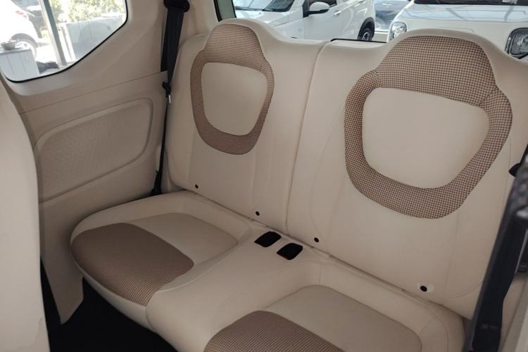 Used Wuling Hongguang MINIEV 2024 3rd Generation 215km Advanced Version Left Rear Seat