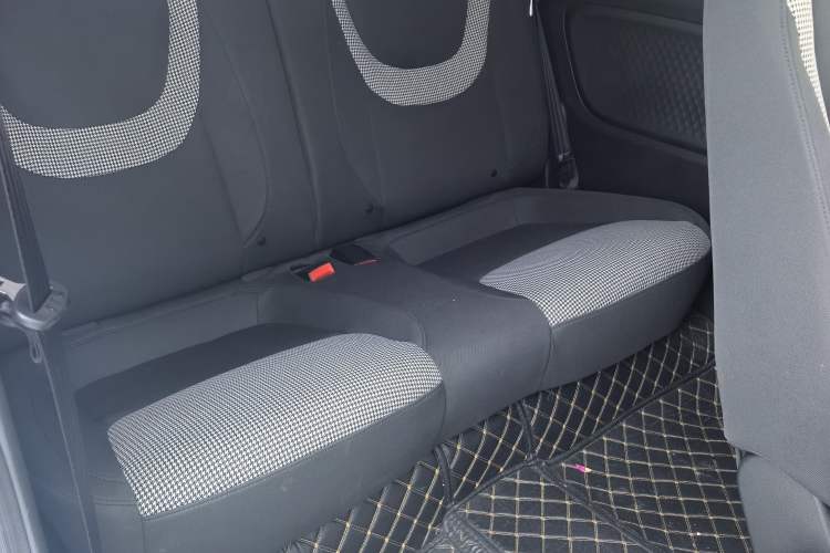 Used Wuling Hongguang MINIEV 2024 3rd Generation 215km Youth Edition Left Rear Seat