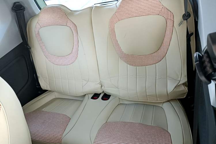 Used Wuling Hongguang MINIEV 2024 3rd Generation 215km Youth Edition Left Rear Seat