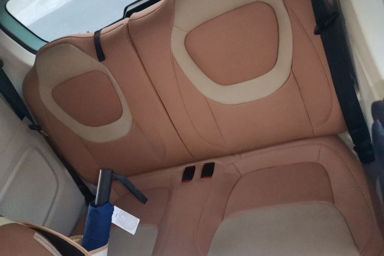 Used Wuling Hongguang MINIEV 2024 3rd Generation 215km Youth Edition Left Rear Seat