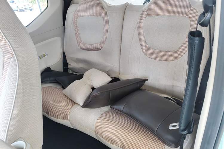 Used Wuling Hongguang MINIEV 2024 3rd Generation 215km Youth Edition Left Rear Seat