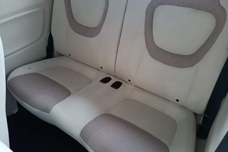 Used Wuling Hongguang MINIEV 2024 3rd Generation 215km Youth Edition Left Rear Seat