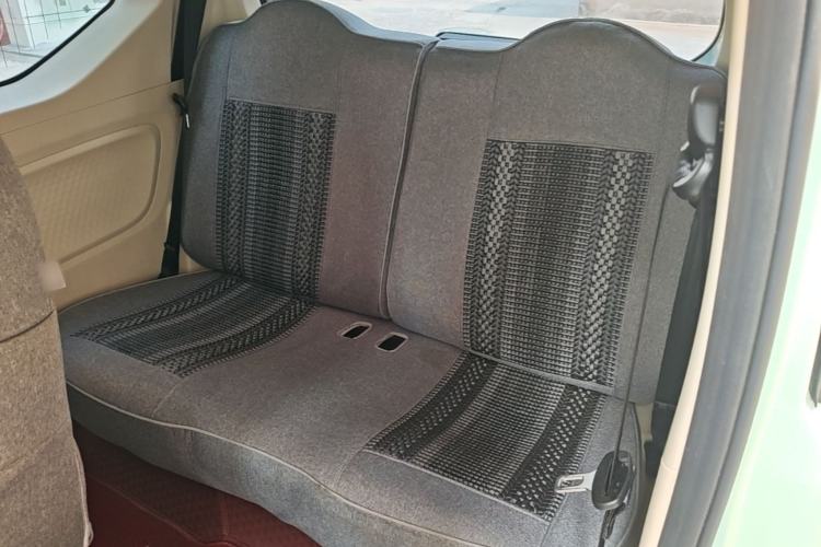 Used Wuling Hongguang MINIEV 2024 3rd Generation 215km Advanced Version Left Rear Seat