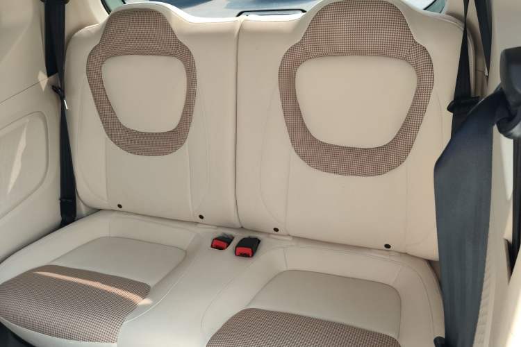 Used Wuling Hongguang MINIEV 2024 3rd Generation 170 km Left Rear Seat