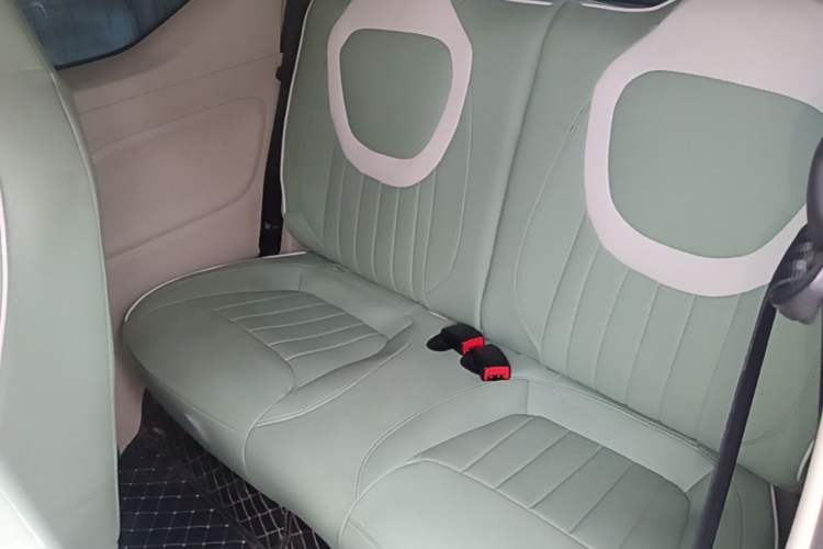 Used Wuling Hongguang MINIEV 2024 3rd Generation 170 km Left Rear Seat