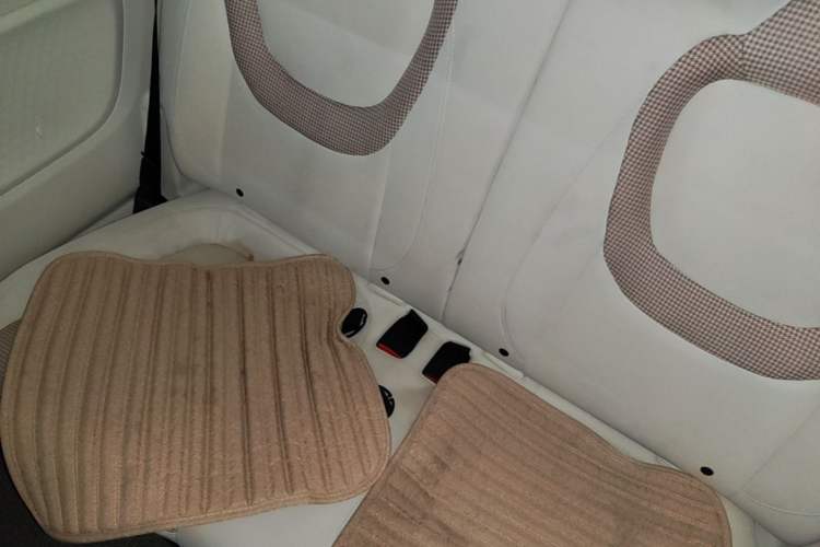 Used Wuling Hongguang MINIEV 2024 3rd Generation 215km Advanced Version Left Rear Seat