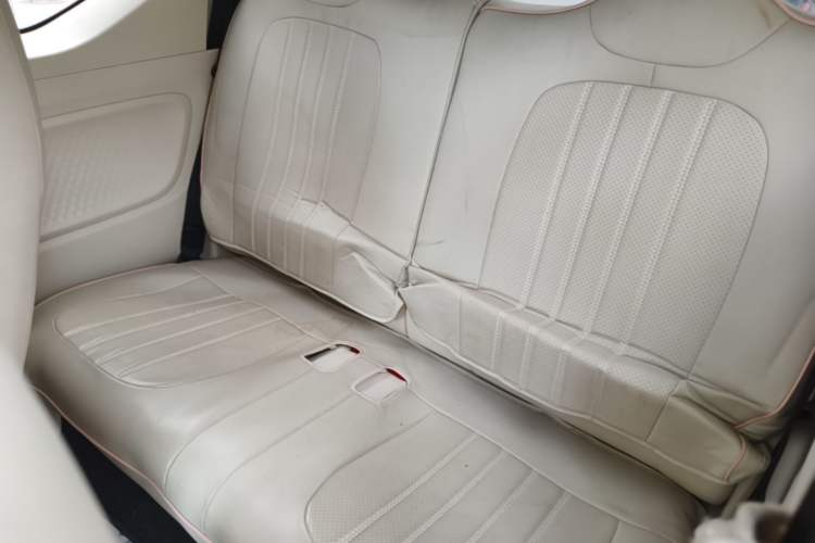 Used Wuling Hongguang MINIEV 2024 3rd Generation 215km Advanced Version Left Rear Seat