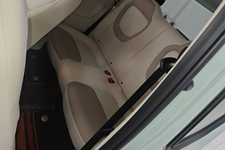Used Wuling Hongguang MINIEV 2024 3rd Generation 215km Advanced Version Left Rear Seat