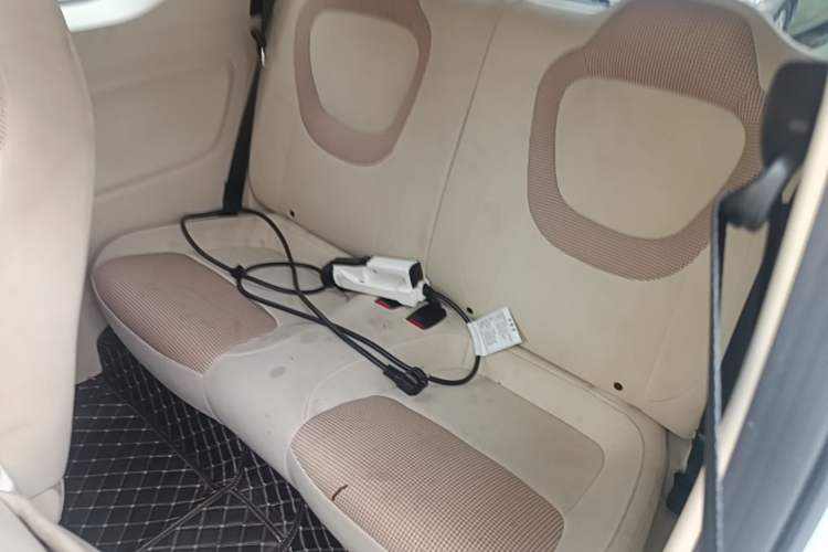 Used Wuling Hongguang MINIEV 2024 3rd Generation 215km Youth Edition Left Rear Seat