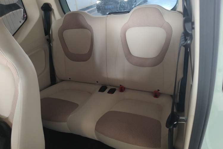 Used Wuling Hongguang MINIEV 2024 3rd Generation 215km Youth Edition Left Rear Seat