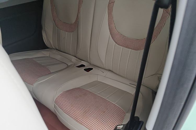 Used Wuling Hongguang MINIEV 2024 3rd Generation 170 km Left Rear Seat