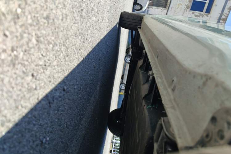 Used Wuling Hongguang MINIEV 2024 3rd Generation 215km Youth Edition Left Side Sill