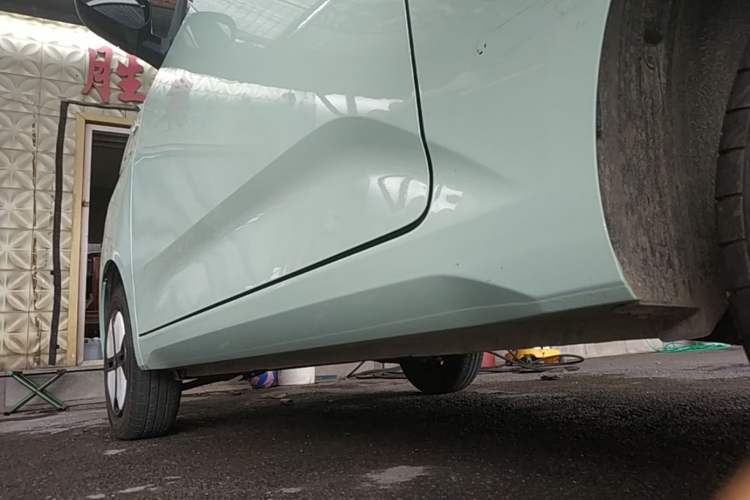 Used Wuling Hongguang MINIEV 2024 3rd Generation 215km Advanced Version Left Side Sill
