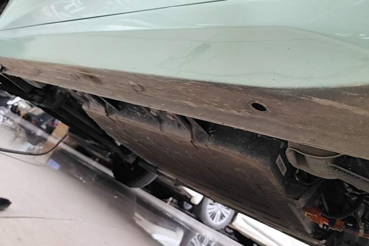 Used Wuling Hongguang MINIEV 2024 3rd Generation 215km Youth Edition Left Side Sill
