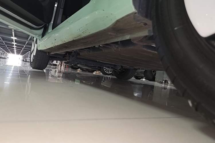 Used Wuling Hongguang MINIEV 2024 3rd Generation 215km Advanced Version Left Side Sill