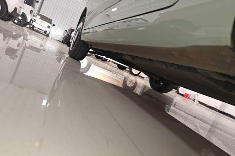 Used Wuling Hongguang MINIEV 2024 3rd Generation 215km Youth Edition Left Side Sill