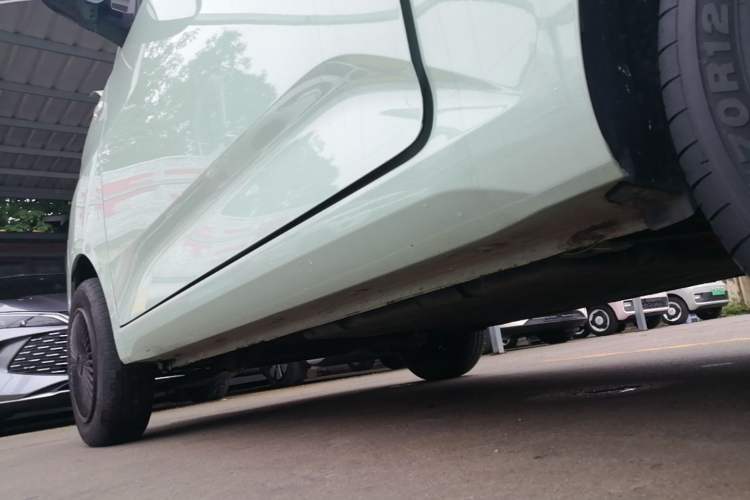 Used Wuling Hongguang MINIEV 2024 3rd Generation 215km Youth Edition Left Side Sill