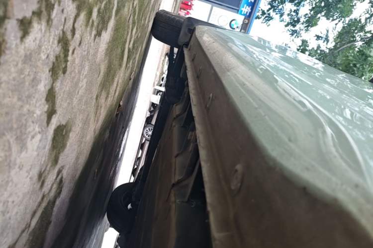 Used Wuling Hongguang MINIEV 2024 3rd Generation 215km Youth Edition Left Side Sill