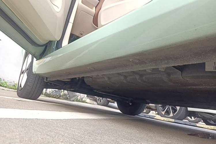 Used Wuling Hongguang MINIEV 2024 3rd Generation 215km Advanced Version Left Side Sill