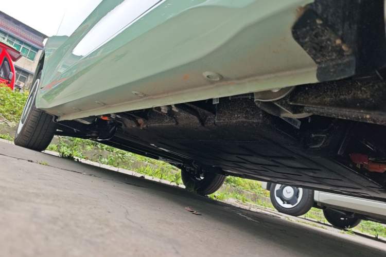 Used Wuling Hongguang MINIEV 2024 3rd Generation 215km Youth Edition Left Side Sill