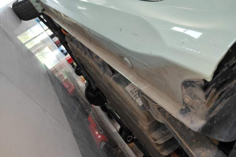 Used Wuling Hongguang MINIEV 2024 3rd Generation 215km Advanced Version Left Side Sill