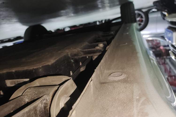 Used Wuling Hongguang MINIEV 2024 3rd Generation 215km Youth Edition Left Side Sill