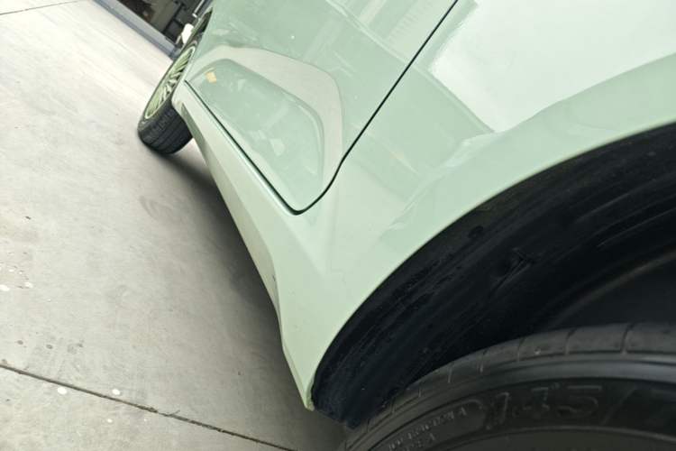 Used Wuling Hongguang MINIEV 2024 3rd Generation 215km Youth Edition Left Side Sill