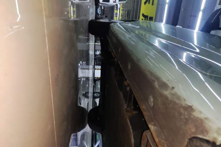 Used Wuling Hongguang MINIEV 2024 3rd Generation 215km Advanced Version Left Side Sill