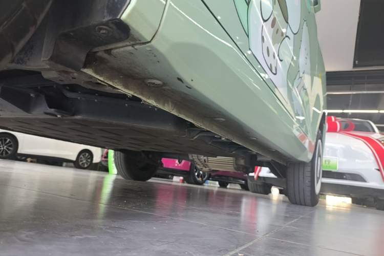 Used Wuling Hongguang MINIEV 2024 3rd Generation 215km Youth Edition Left Side Sill
