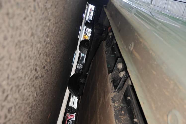 Used Wuling Hongguang MINIEV 2024 3rd Generation 215km Advanced Version Left Side Sill