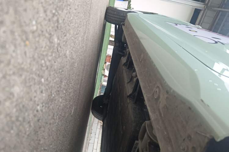 Used Wuling Hongguang MINIEV 2024 3rd Generation 215km Advanced Version Left Side Sill