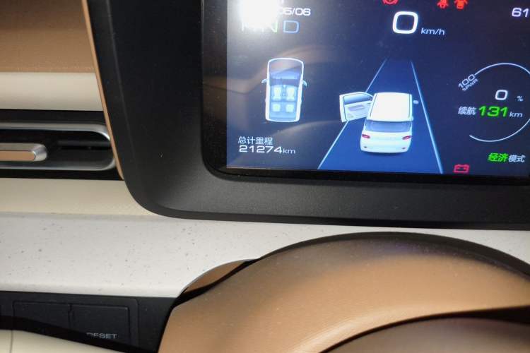 Used Wuling Hongguang MINIEV 2024 3rd Generation 215km Youth Edition Odometer Close Up