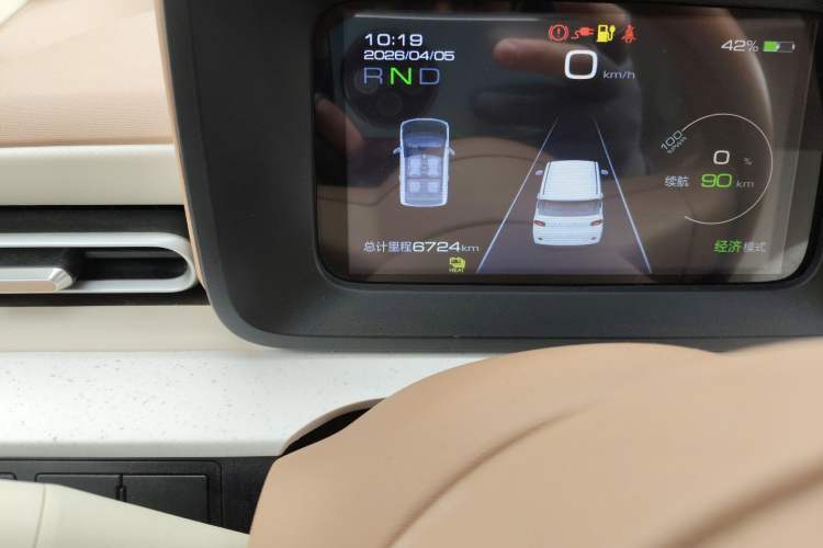 Used Wuling Hongguang MINIEV 2024 3rd Generation 215km Advanced Version Odometer Close Up
