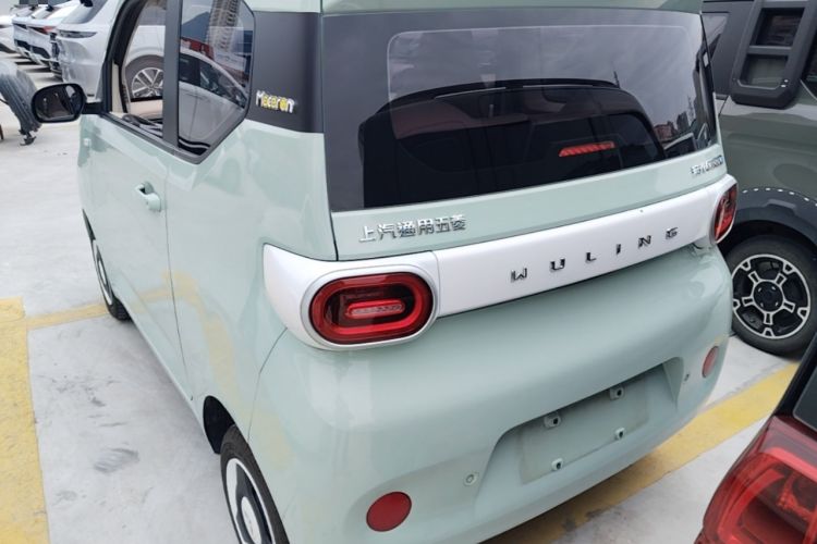 Used Wuling Hongguang MINIEV 2024 3rd Generation 215km Youth Edition Rear