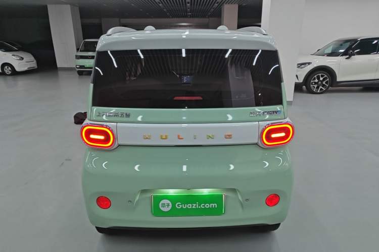 Used Wuling Hongguang MINIEV 2024 3rd Generation 215km Advanced Version Rear