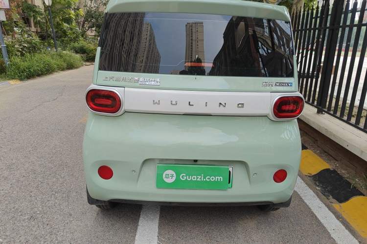 Used Wuling Hongguang MINIEV 2024 3rd Generation 215km Youth Edition Rear