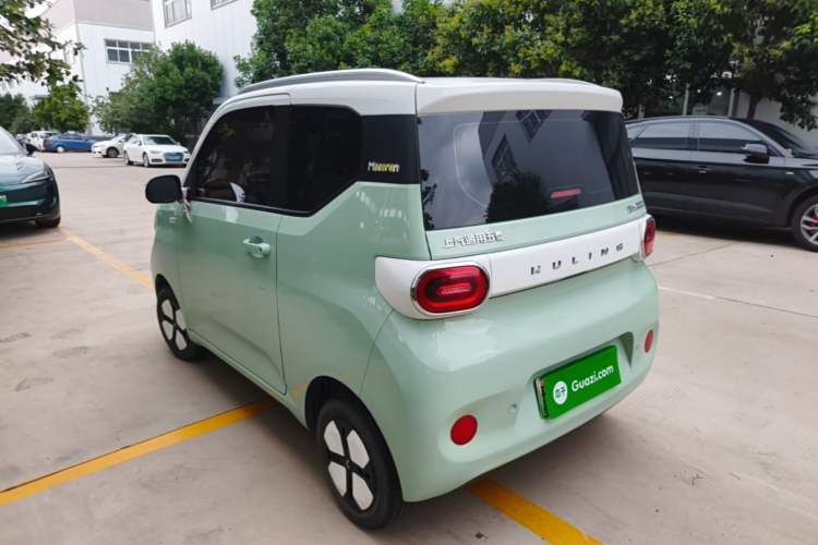 Used Wuling Hongguang MINIEV 2024 3rd Generation 215km Advanced Version Rear Left 45 Deg
