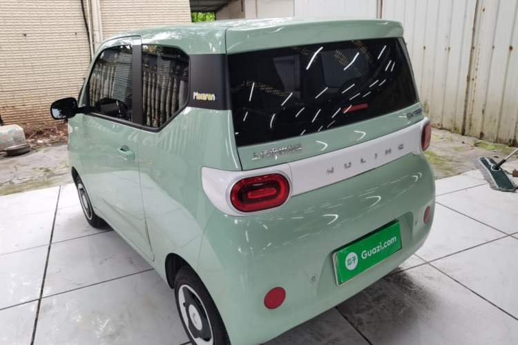 Used Wuling Hongguang MINIEV 2024 3rd Generation 215km Youth Edition Rear Left 45 Deg