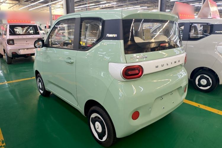 Used Wuling Hongguang MINIEV 2024 3rd Generation 215km Youth Edition Rear Left 45 Deg