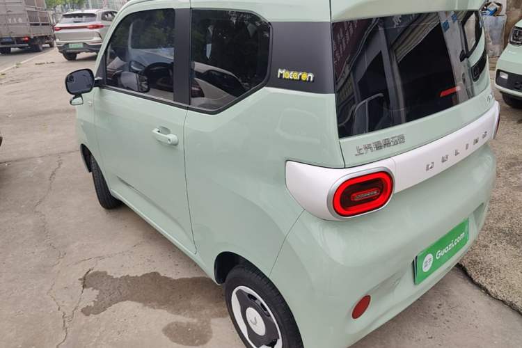 Used Wuling Hongguang MINIEV 2024 3rd Generation 215km Youth Edition Rear Left 45 Deg